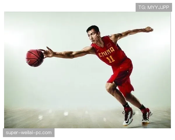 易建联家的厨房比球队训练场还豪华，这到底是篮球还是生活秀？